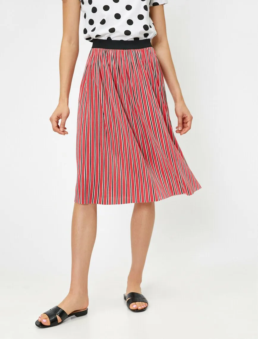 12110 Red Striped Midi Skirt