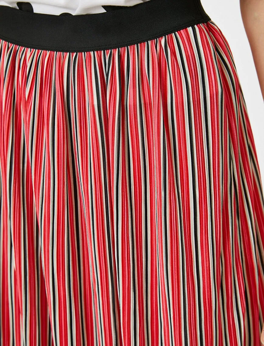 12110 Red Striped Midi Skirt