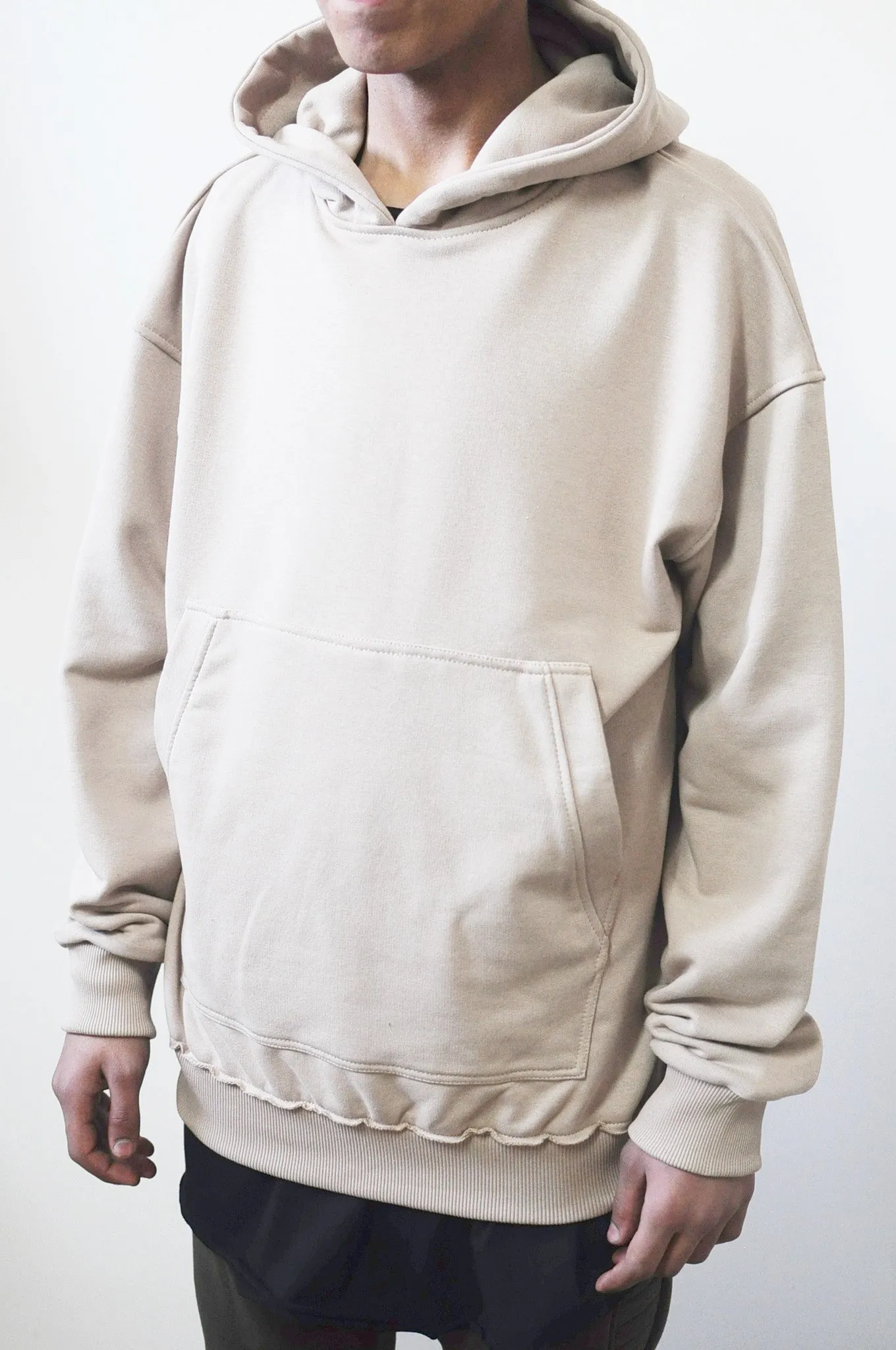 80 's Pullover Hoodie / Oversized Fit / Dropped Shoulder / Rear Neck Badge / Raw Edge Waistband-BB033