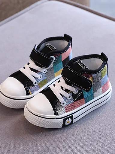 Color Blocks Canvas Sneakers by Liv and Mia