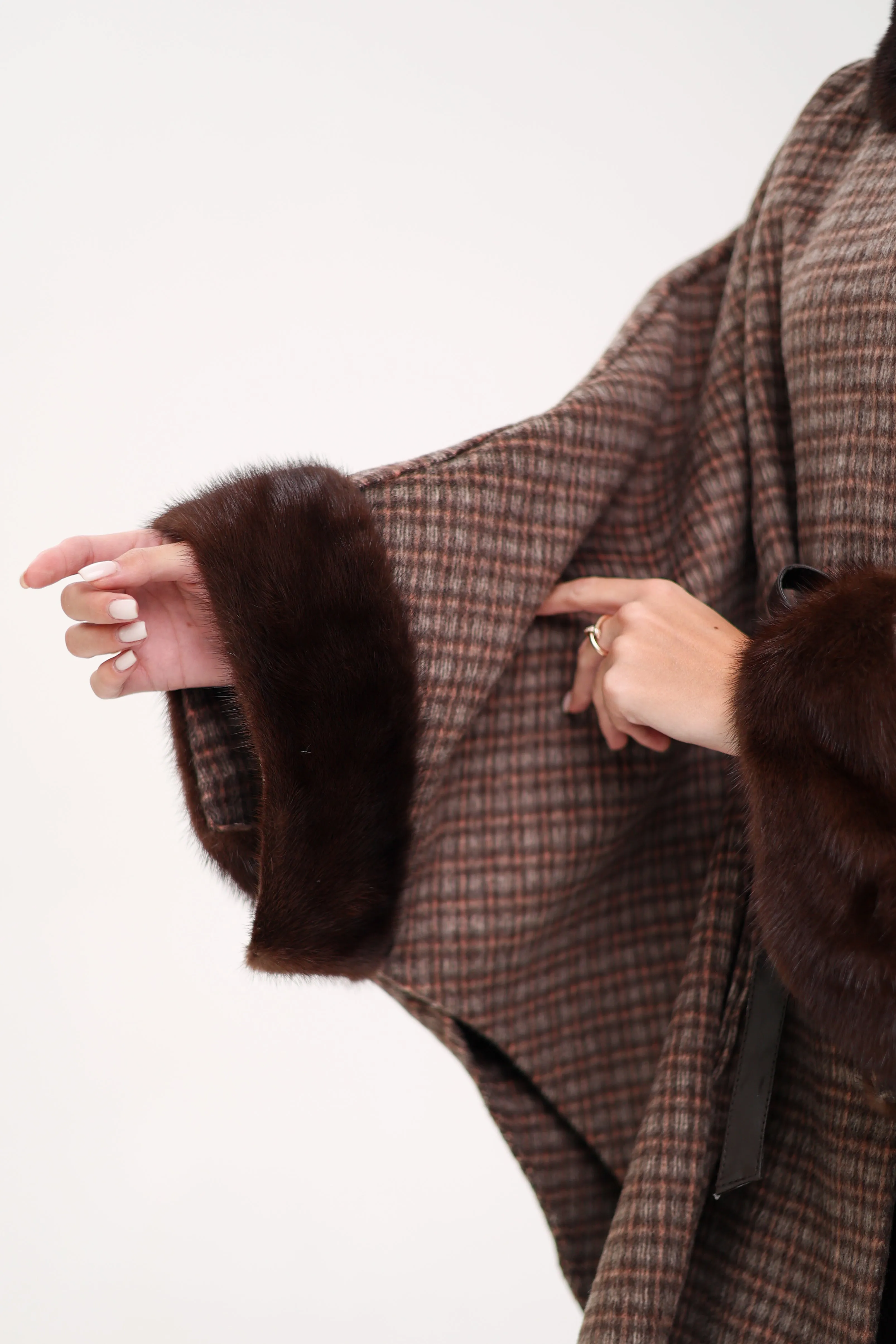 Genuine Scandinavian Mink Fur Double Face Wool Poncho