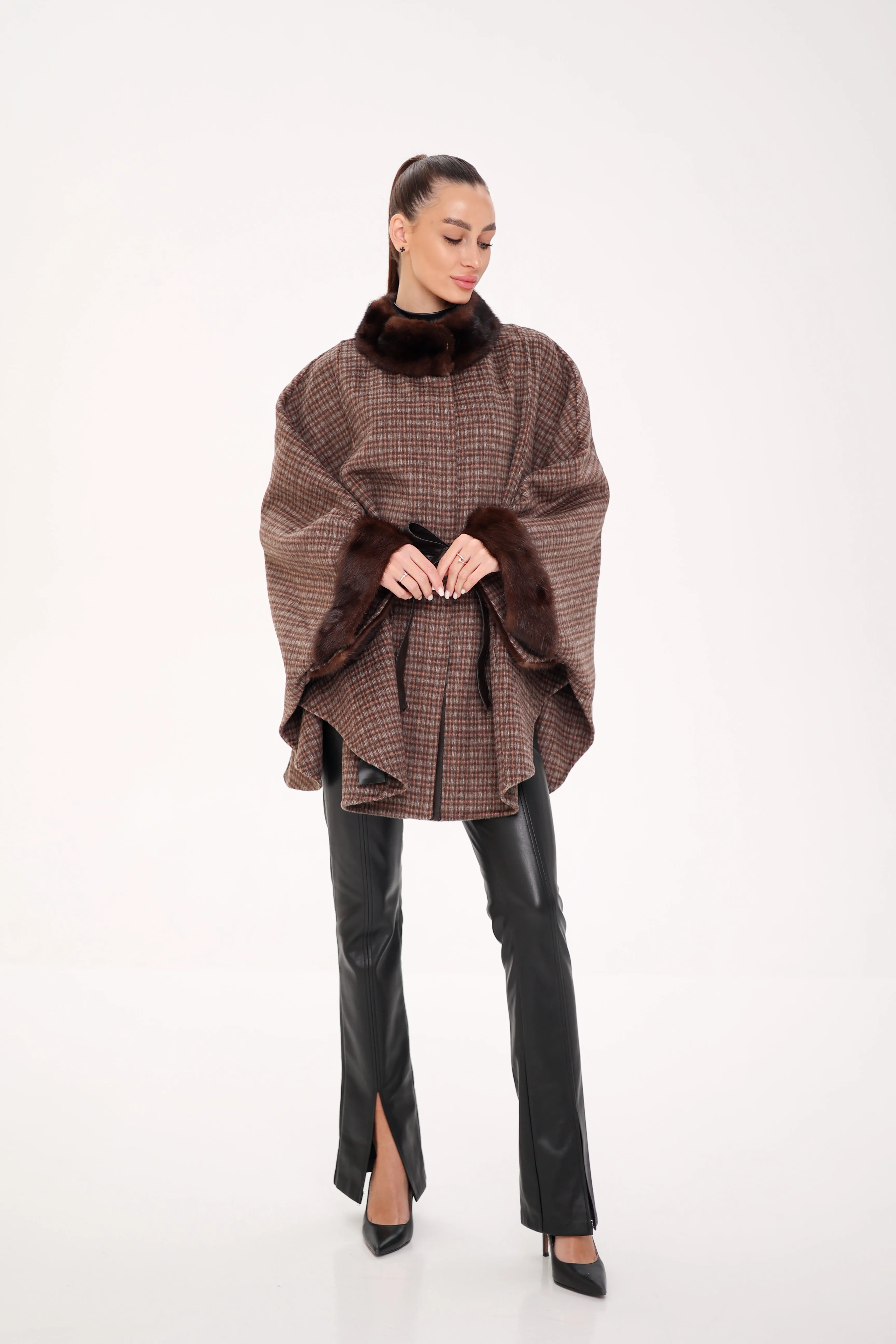 Genuine Scandinavian Mink Fur Double Face Wool Poncho