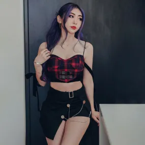 Mei Fun Plaid Velvet Strap Crop Top