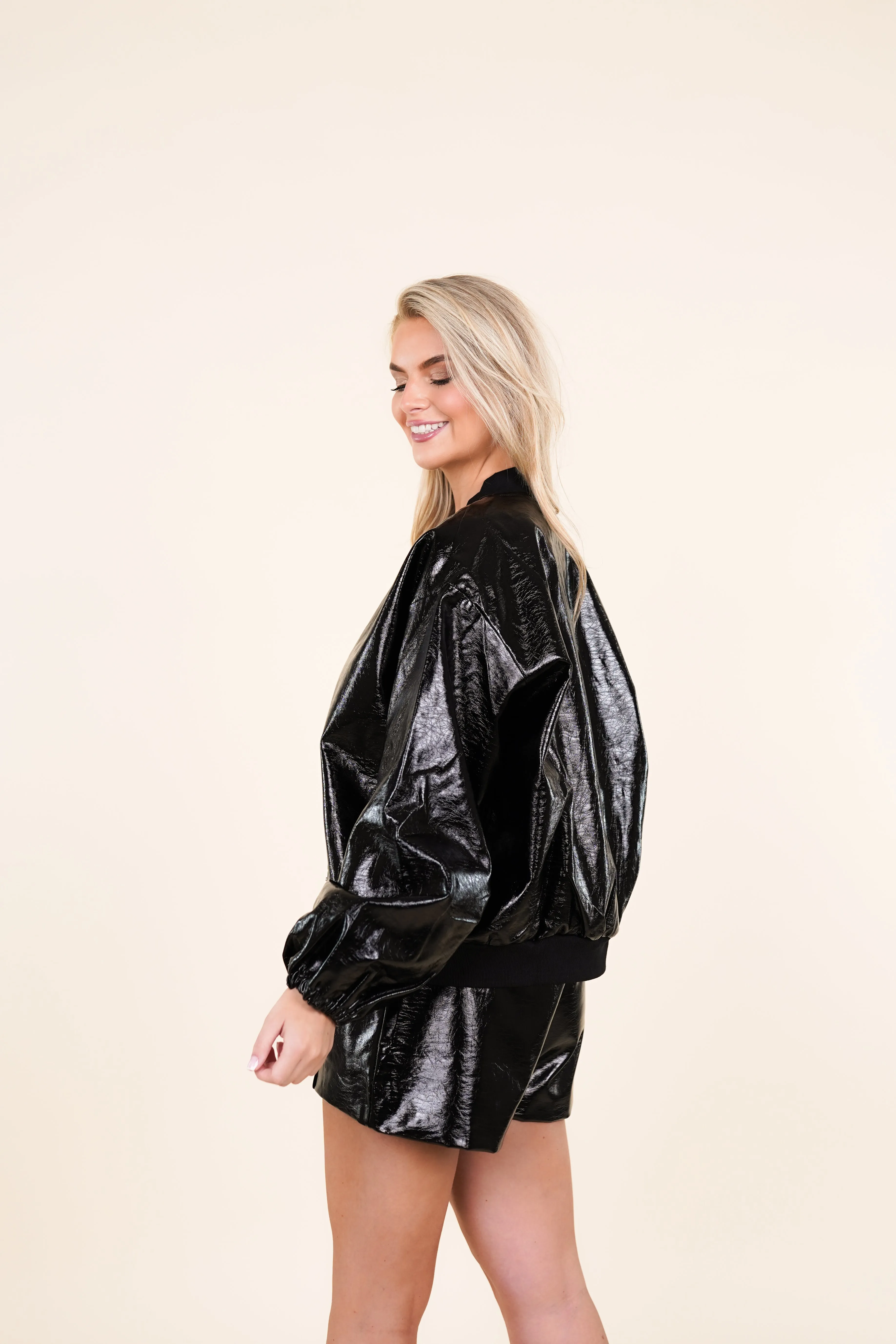 Oversized bomber jack lak zwart - Britney