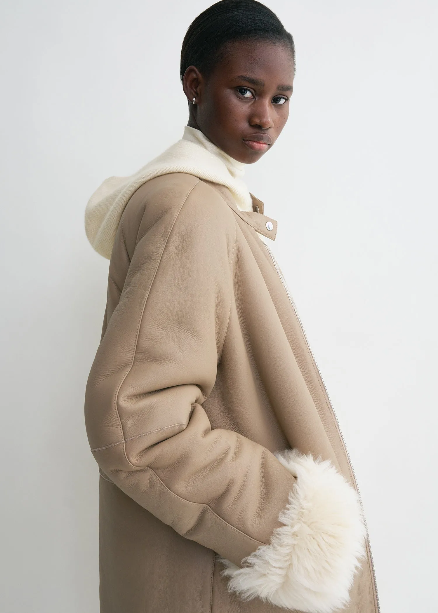 Two-way shearling coat caramel/cream