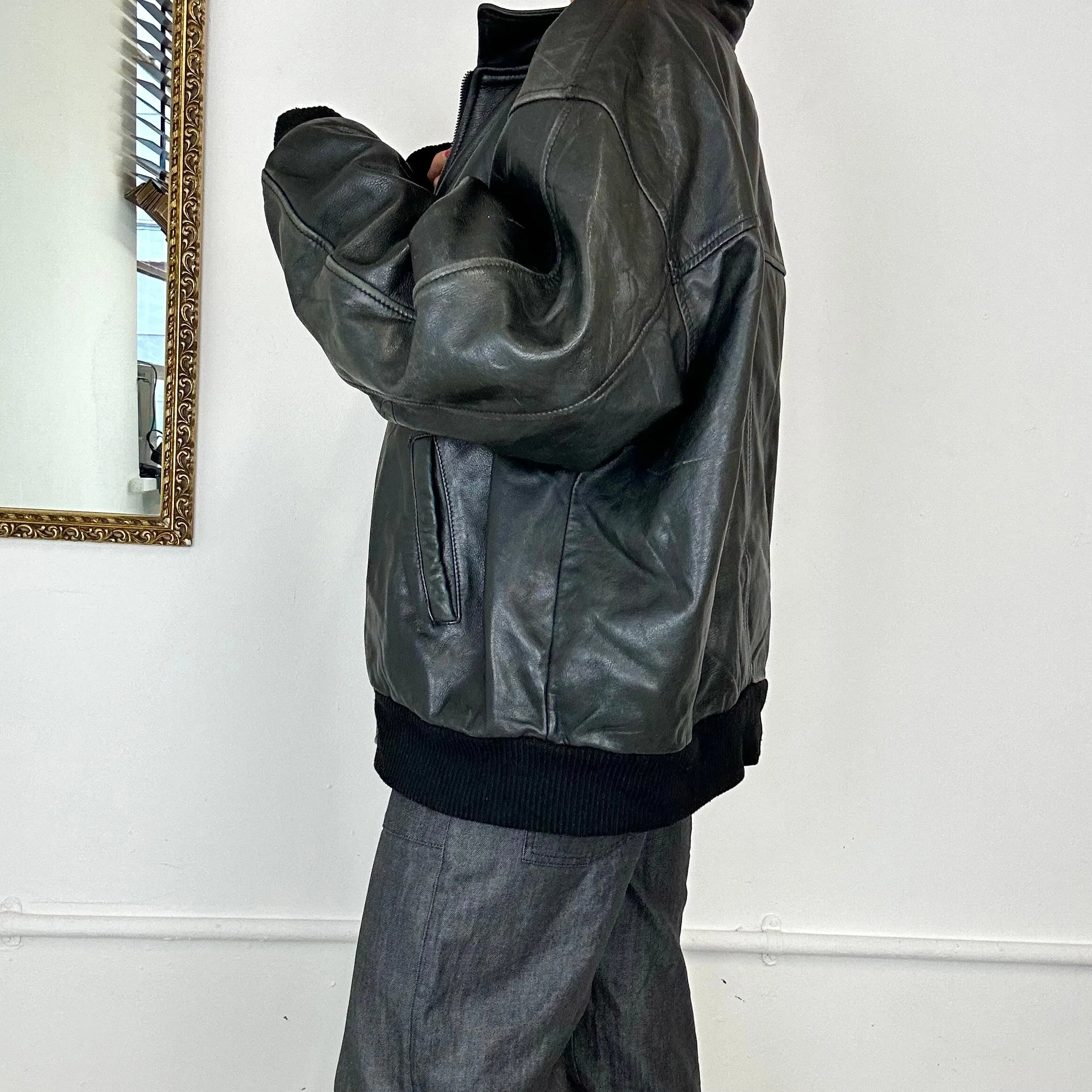 vintage oversized leather bomber jacket